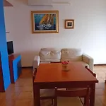 Elena, Centrale, 3km Dal Mare * Oristano
