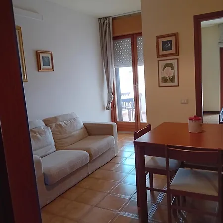 Apartament Elena, Centrale, 3km Dal Mare *